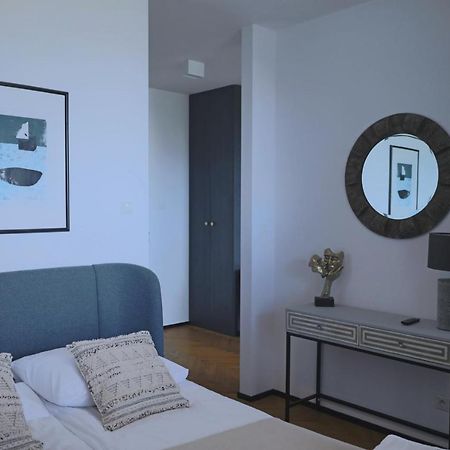 Portova By Oneapartments Premium กดิเนีย ภายนอก รูปภาพ